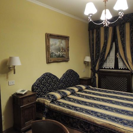 Вілла Country Relais I Due Laghi Анґуїллара-Сабація Екстер'єр фото