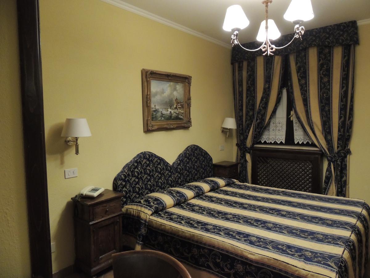 Вілла Country Relais I Due Laghi Анґуїллара-Сабація Екстер'єр фото