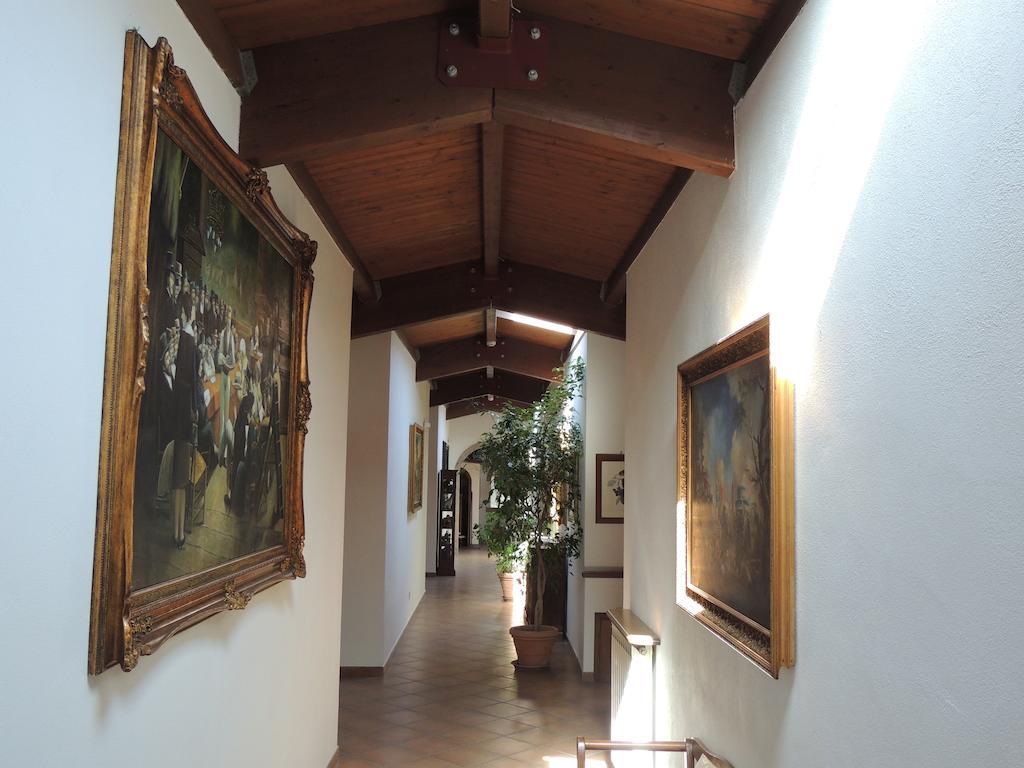 Вілла Country Relais I Due Laghi Анґуїллара-Сабація Екстер'єр фото