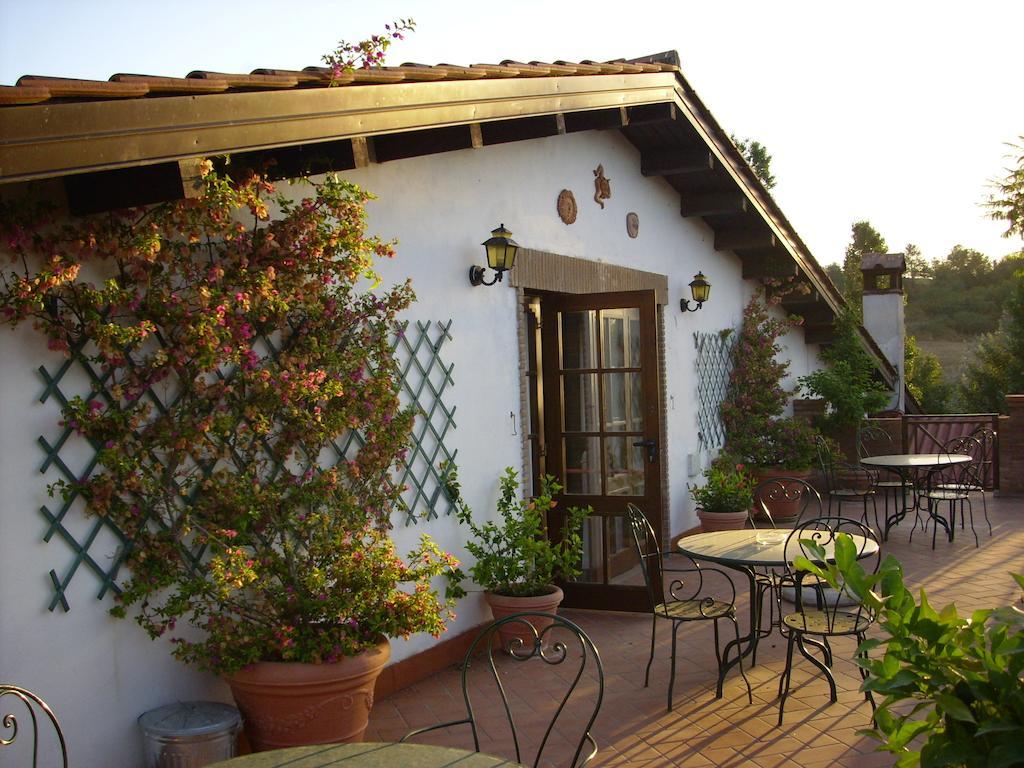 Вілла Country Relais I Due Laghi Анґуїллара-Сабація Екстер'єр фото
